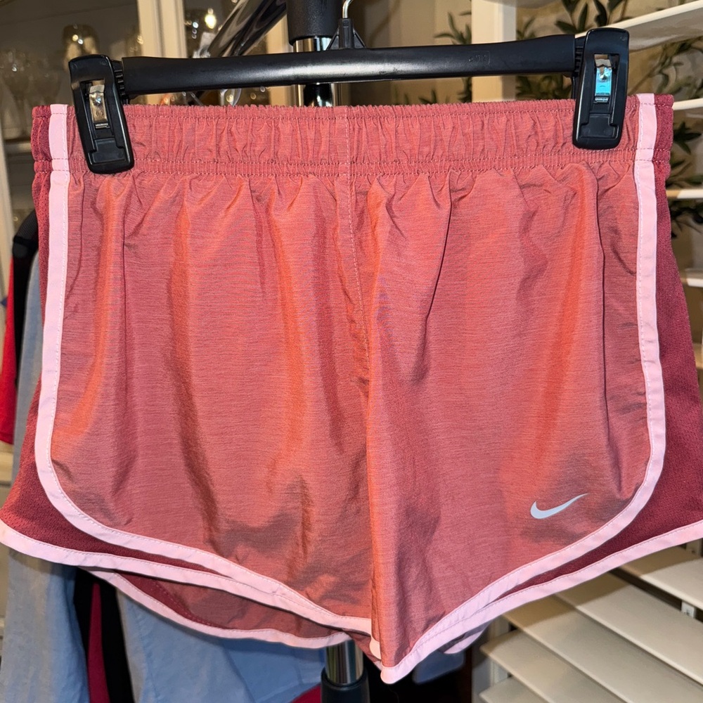 Nike Women's Tempo Shorts